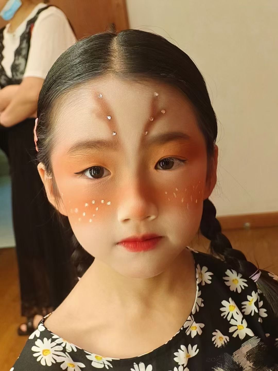 `宁波化妆儿童舞台妆表演妆主持妆跳舞妆活动妆上门服务七夕约会妆，到底值不值得选？_cos摄影_淘宝游戏网