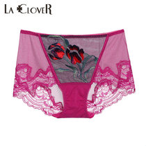 LACLOVER CHARM Pink Tulip EMBROIDERY Lace Mid-rise Boxer LC23GF1