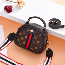 New small bag women bag 2021 New Tide Korean fashion all shoulder shoulder bag Autumn Lady Hand bag