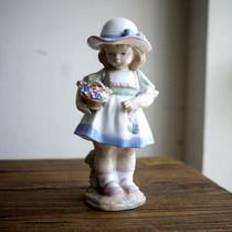 W1962 Outlet Europe Handmade ceramic Man Occasional Pendulum Home Decoration Hat Girl Gift