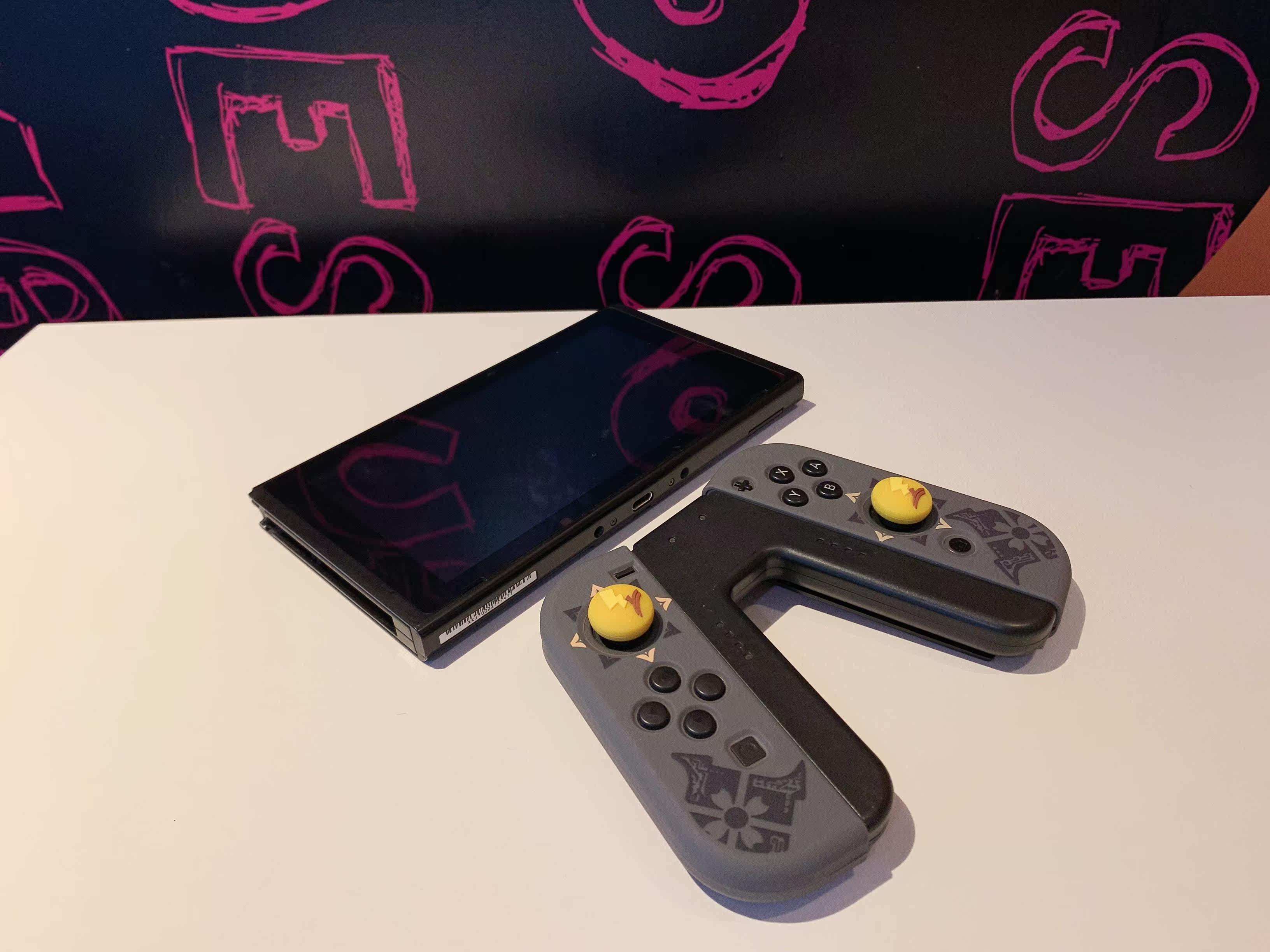 良值手柄和任天堂pro手柄区别，良值switch手柄