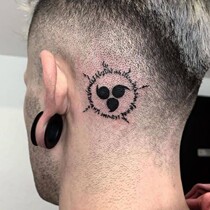 2 Zhang) Zuoyu Zhibo helps the neck curse print tattoo sticker Naruto Naruto Naruto Naruto tattoo sticker lasting male arm female