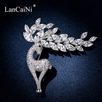 Brooch female simple high-end luxury corsage accessories Korean cute Joker temperament atmospheric small fragrant style suit pin