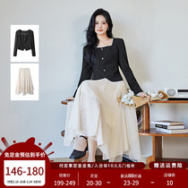 (2 24 new items pre-sold) paid deposit free of charge) Blue language big code blouses half skirt suit spring