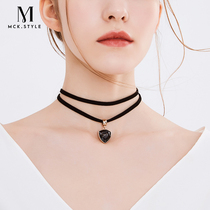 Net Red Choker Retro Neck Ornament Short Neck Strap Necklace Necklace Woman Tide Neck Chain Collarbone Chain Neck Chain Pendant