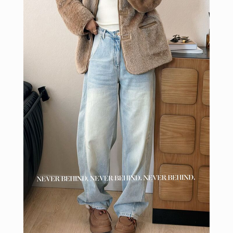 10.21【Trendy Light Blue】Classic Washed Denim Light Blue Fleece-Lined Straight-Leg Slimming Pants 10.21【Trendy Light Blue】Classic Washed Denim Light Blue Fleece-Lined Straight-Leg Slimming Pants