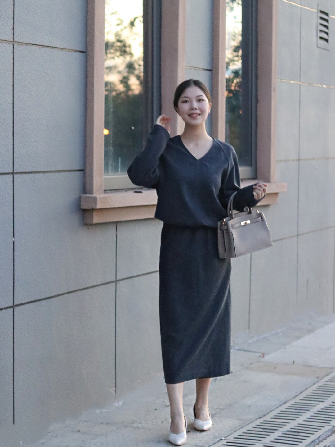 百丽鎏金岁月凯莉包 质感牛皮高级耐磨 大容量通勤 妈妈包婚包两用