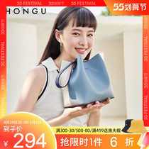 Red Valley Womens Bag 2021 New Casual Large Capacity Bucket Bag Bag Woman Wide Shoulder Strap Single Shoulder Inclined Satchel Calf Leather 3964