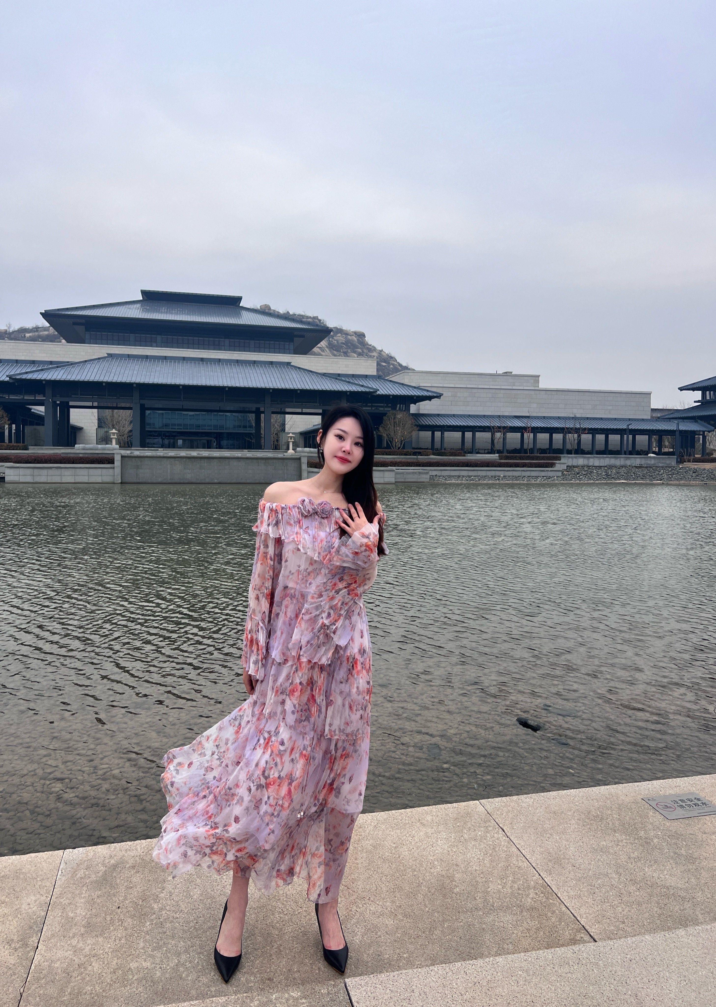 【独家惊喜盒】赵露思同款Nine West/玖熙尖头单鞋：解锁露思同款优雅气质