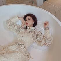 Autumn 2021 new French niche lace skirt female strap waist retro court style long-sleeved dress