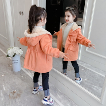 Korean girls winter coat plus velvet thickened 2021 New Korean childrens foreign style autumn wind coat in long tide