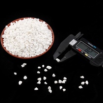 Working in the garden with perlite general particles 8mm meat orchid plant material gardening nutrient soil insulation education