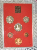 Ren Zengtang# United Kingdom 1981 packaged refined set of coins