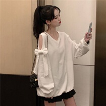 Strapless bow design sense sweater dress female 2020 Autumn New Korean loose Joker long sleeve V-neck thin ins