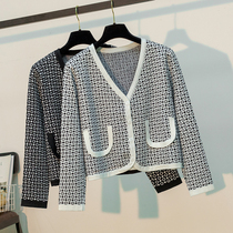 Knitted cardigan coat womens color shawl shawl Spring and Autumn outside with small fragrant style short loose slim wear sweater