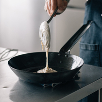 Japanese original Imported Mid-End No Coating Cooked Iron Flat Bottom Pan Frying Egg Pan Frying Pan Frying Pan Fry STEAK DOMESTIC GAS STOVE