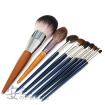  The makeup brushed powder brushed with good use of the thief brush the blush brush with high light nose and shadow brush 5 pieces ~