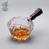 De Kiln handmade Japanese-style glass fair cup thickened heat-resistant solid wood side handle hammered Walnut wood glass tea separator