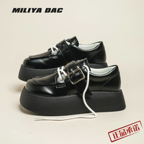 2022 Fall Street paint leather daddy shoes in tide thick soles increase leisure sports bread single shoes