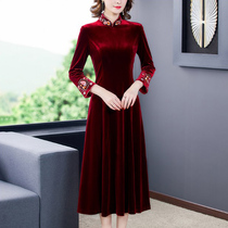 2022 new middle aged wedding dress foreign piste young moms dress wedding party gold velvet long style dress lady broadside