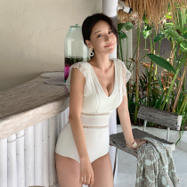 New connected swimsuit female feel small chest steel button gather to shade a thin triangle