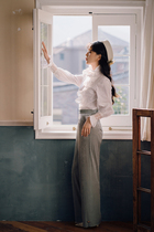 (Spot) Galaxy Traces Can Follow Supermodel Velvet Pants Super Leg Length Match