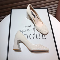 Retro elegant woven face square head coarse heel single shoe 2022 new Korean version 100 hitch heels Professional Shoes Temperament Women Shoes