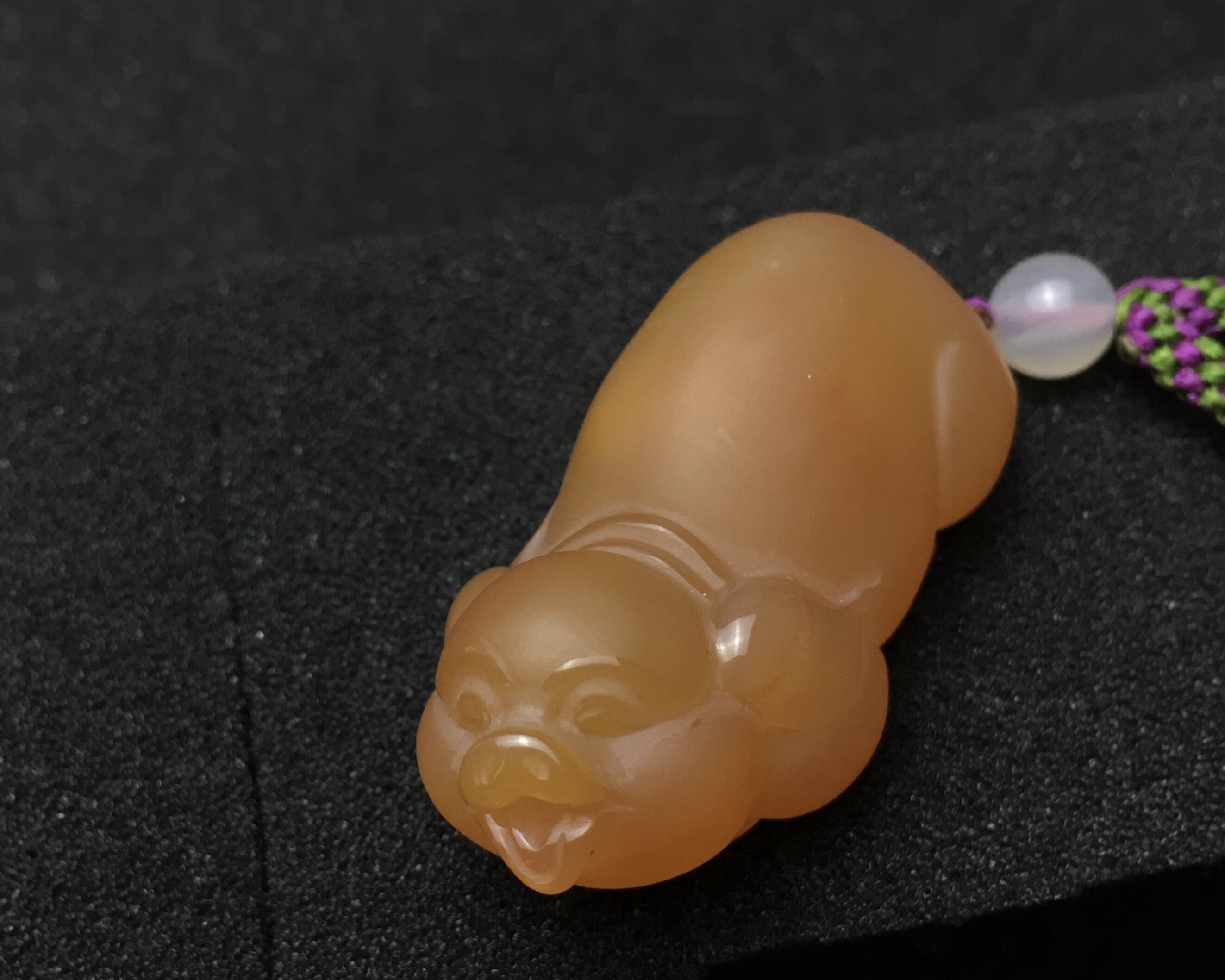 Golden Pig Send Fu to Play Pieces With The Best Of Luck And Fortune to Play Pieces of Yunnan Huang Longyu Natural jade Fake One Lost ten