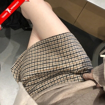 Pregnant women skirt plaid bag hip skirt female high-end maternity wear autumn and winter short skirt outside wear net red belly skirt skirt