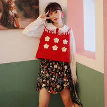 Huang Niuniu classmates original homemade shopkeeper hand-painted cute flowers shiny back lace embroidered vest