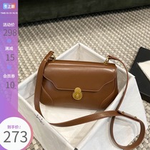 (Lv Xiaobu) armpit bag 2021 new female ins niche senior sense retro Joker Baguette shoulder bag