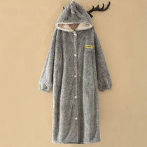 Mens pajamas autumn and winter coral velvet robe flannel padded velvet extended Spring and Autumn mens hooded bathrobe