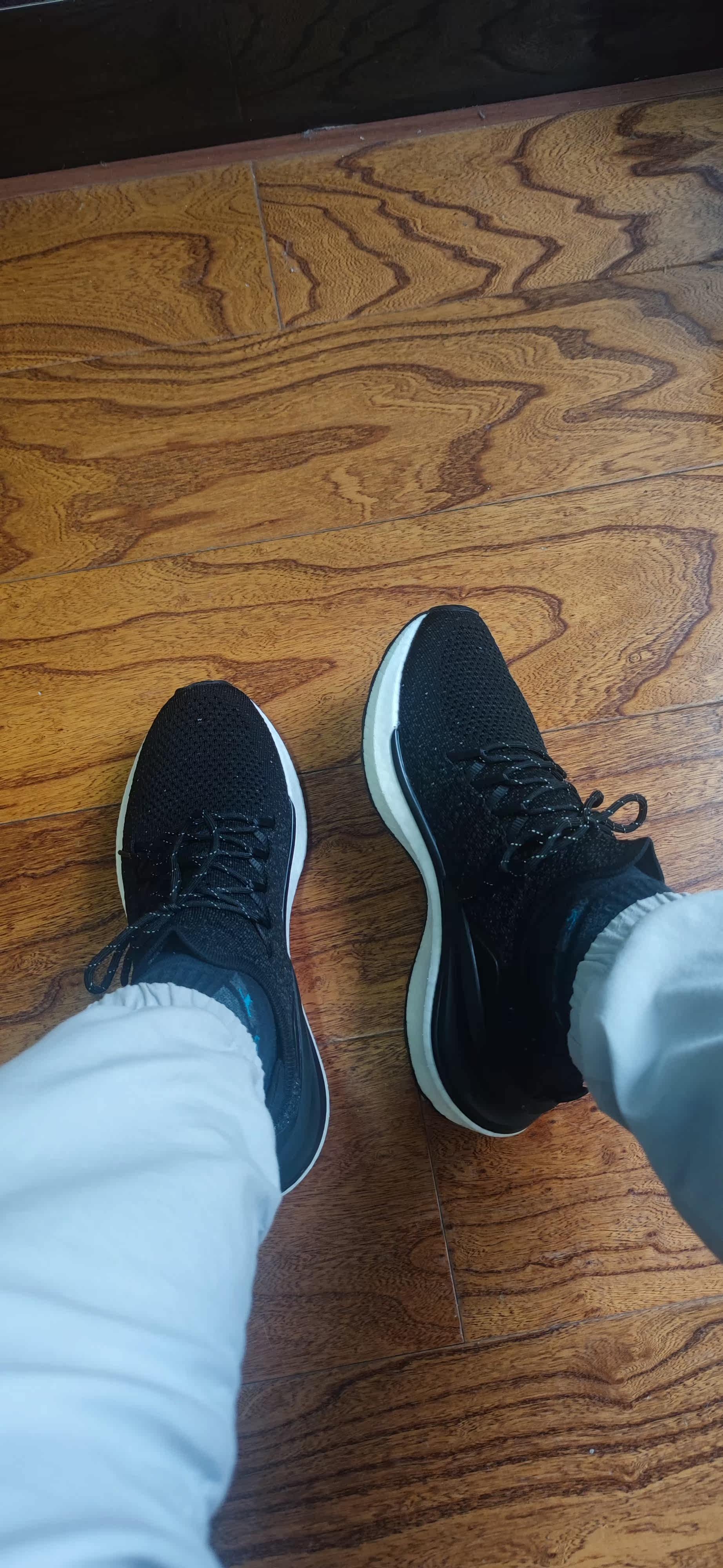 小米休闲运动双肩包多少钱，小米休闲运动背包质量怎么样