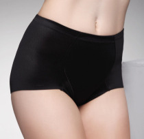 Underwear from the studio to see the quality