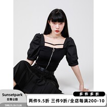 sunsetpark original 2021 new summer T-shirt backless black square collar bubble sleeve top stitching Tee women