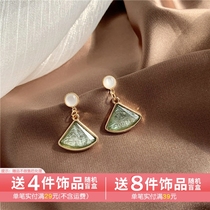 S925 Silver Needle Korea Advanced Sensation Green Ice Crystal Sector Earrings 2020 New Tide Teen Earrings Clip