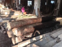 6 years old shop Tieli wood grid Wood Tokyo Wood cylindrical demolition old material solid wood mahogany furniture raw materials factory direct sales