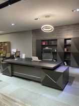 Office Furniture Boss Table Presidents Table Minimis Modern Big Bantai Atmospheric Manager Desk Portfolio of desk chairs