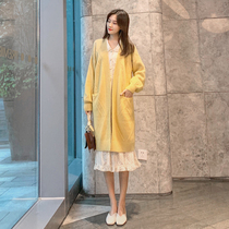 Pregnant women autumn fashion knitwear cardigan 2020 new Korean version of the short loose fashion spring and autumn sweater jacket tide