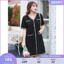MSShe big code womens dress 2022 new summer dress fat mm small fragrant bump color V collar single row button elastic knit dress