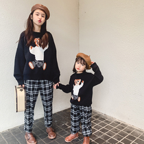 Net red cartoon parent-child sweater female 2021 new little girl foreign-style knitwear autumn and winter sweater sweater