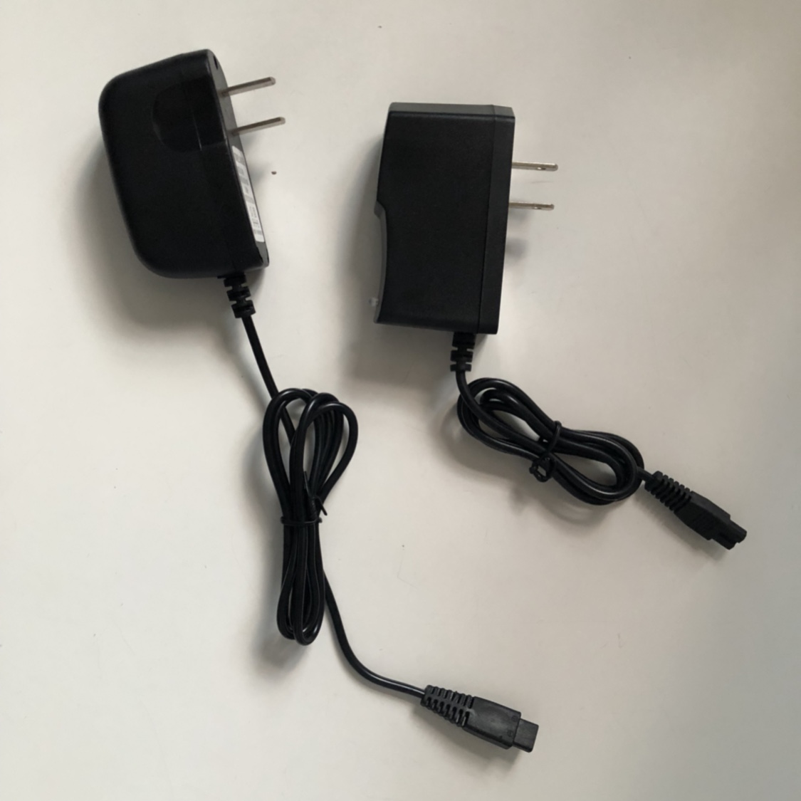 Bull Q7 Q7 Q8 Q17 letter too C16 M52 intense light LED searchlight headlights flashlight 8 4V charger-Taobao