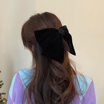 Zhao Lusi with black velvet bow hairclip back spring clip autumn and winter vintage French hairpin headgear