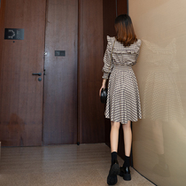 2021 new womens autumn dress temperament chic French niche high-end design sense check dress long
