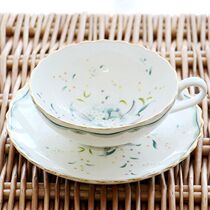 New coffee cup set bone china lotus mouth Coffee cup Saucer English wide lipstick teacup Pastoral style afternoon