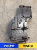 Suitable for Jiefang New Humvee New Dawei New Dawei 10 Weichai Air Conditioning Compressor Bracket