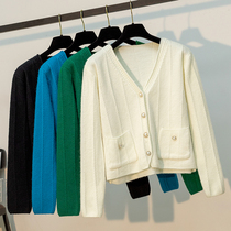 Knitted cardigan coat womens pocket shawl Spring and Autumn outside with small fragrant wool short pearl buckle wear thin sweater