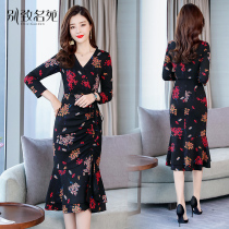 Skirt 2021 autumn new womens high-end socialion light luxury senior sense early autumn bag hip floral dress spring and autumn