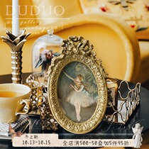 French Oval small frame classical painting bedroom dining room photo props living room decoration painting hanging painting American light luxury mural