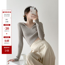 ICTS has always been generous and gentle over the years milk coffee black and white lapel large V-neck thin pitted texture sweater